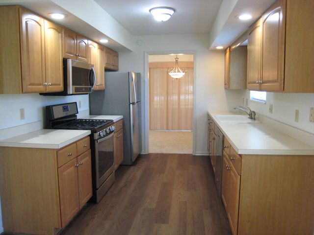 18473 Geary Court, South Bend, IN 46637