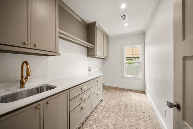 1705 N Taylor Street, Little Rock, AR 72207