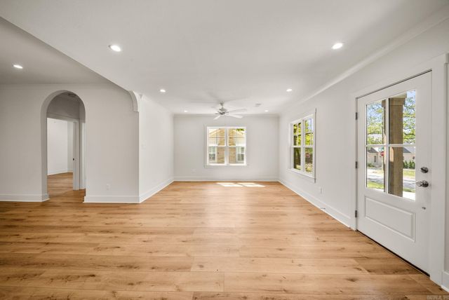 1705 N Taylor Street, Little Rock, AR 72207