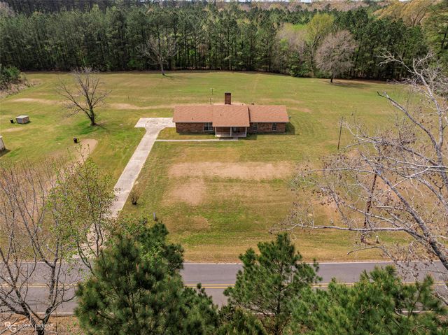 1303 Young Road, Cotton Valley, LA 71018