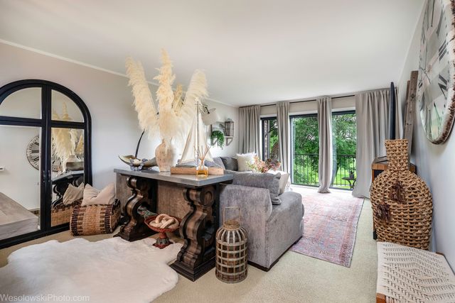 1400 N Yarmouth Place 413, Mount Prospect, IL 60056