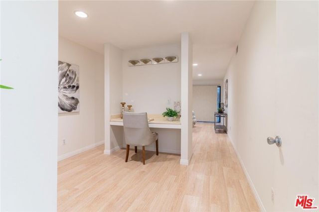 1940 N Highland Avenue 42, Los Angeles, CA 90068