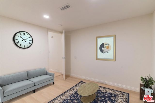 1940 N Highland Avenue 42, Los Angeles, CA 90068