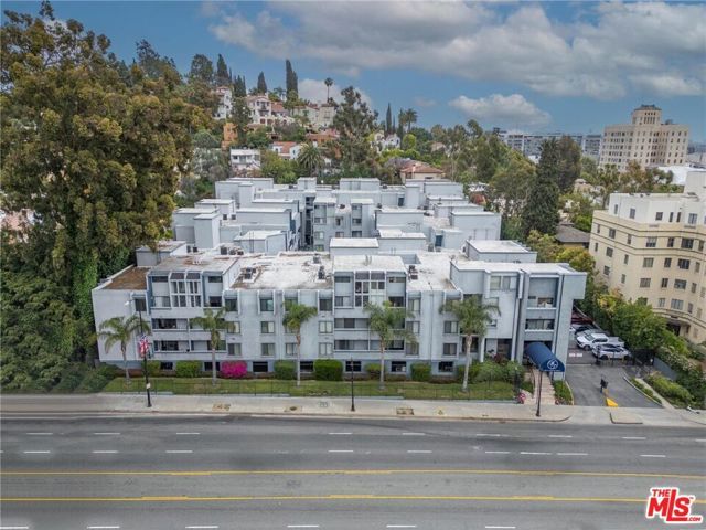 1940 N Highland Avenue 42, Los Angeles, CA 90068