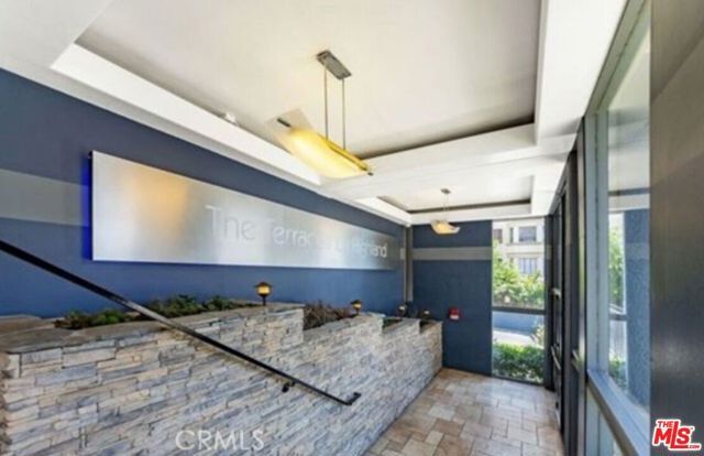 1940 N Highland Avenue 42, Los Angeles, CA 90068