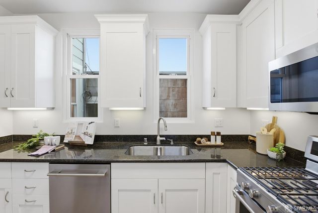 724 16th Avenue 2, San Francisco, CA 94118