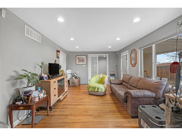 4956 Umatilla St, Denver, CO 80221