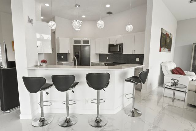 6703 Catania Drive, Boynton Beach, FL 33472