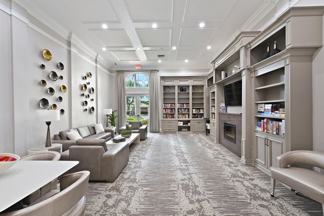 6703 Catania Drive, Boynton Beach, FL 33472