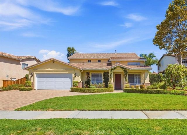 1133 Fernleaf, Corona, CA 92881