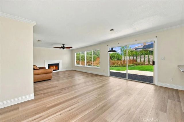 1133 Fernleaf, Corona, CA 92881