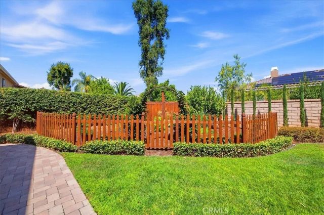 1133 Fernleaf, Corona, CA 92881