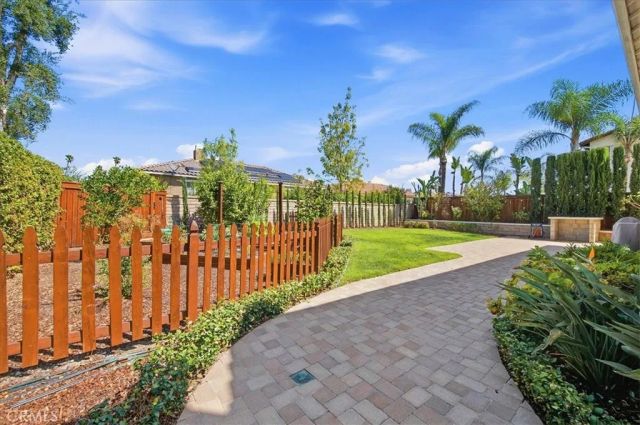 1133 Fernleaf, Corona, CA 92881