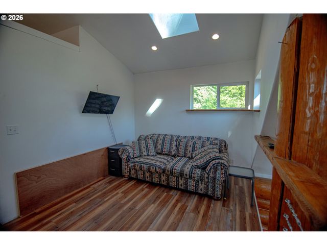 31366 Se JACKKNIFE Rd, Eagle Creek, OR 97022