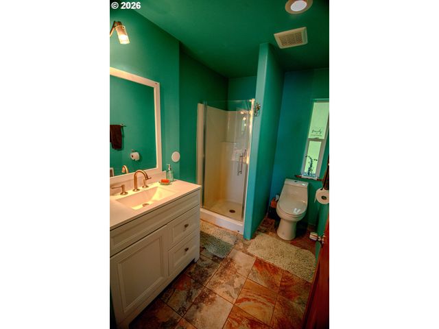 31366 Se JACKKNIFE Rd, Eagle Creek, OR 97022
