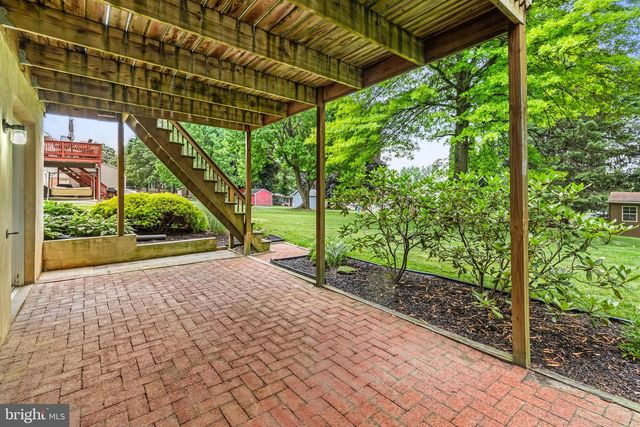 9 AUDUBON CIR, Stevens, PA 17578