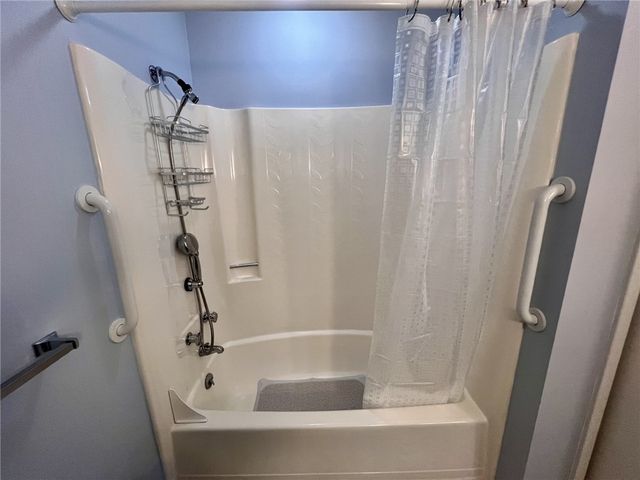 230 W Berkeley St 2101, Uniontown, PA 15401