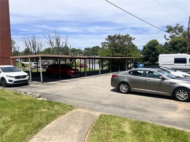 230 W Berkeley St 2101, Uniontown, PA 15401