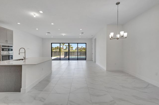 13079 Feathering Way, Palm Beach Gardens, FL 33412