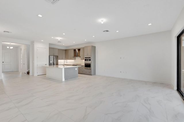 13079 Feathering Way, Palm Beach Gardens, FL 33412