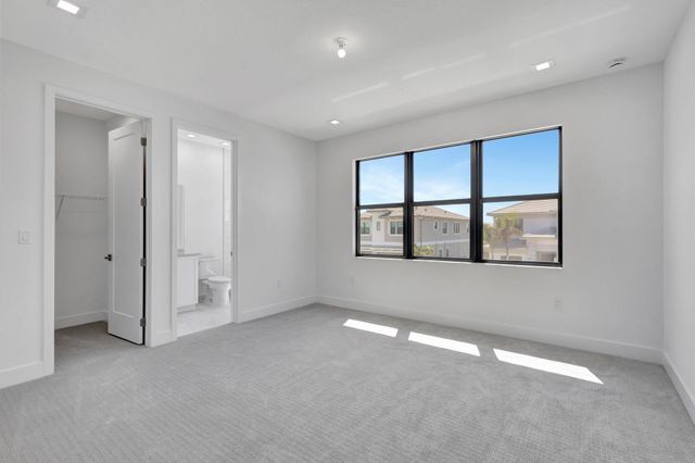 13079 Feathering Way, Palm Beach Gardens, FL 33412