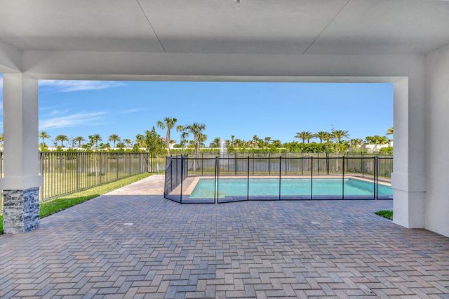 13079 Feathering Way, Palm Beach Gardens, FL 33412