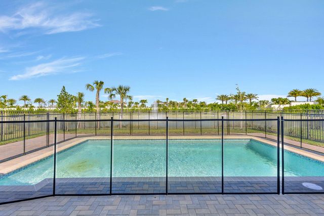 13079 Feathering Way, Palm Beach Gardens, FL 33412