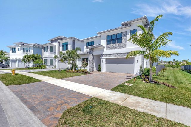 13079 Feathering Way, Palm Beach Gardens, FL 33412