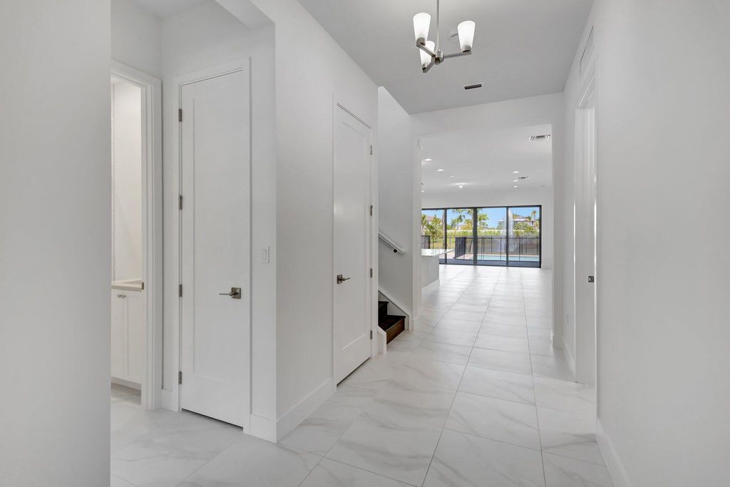 13079 Feathering Way, Palm Beach Gardens, FL 33412