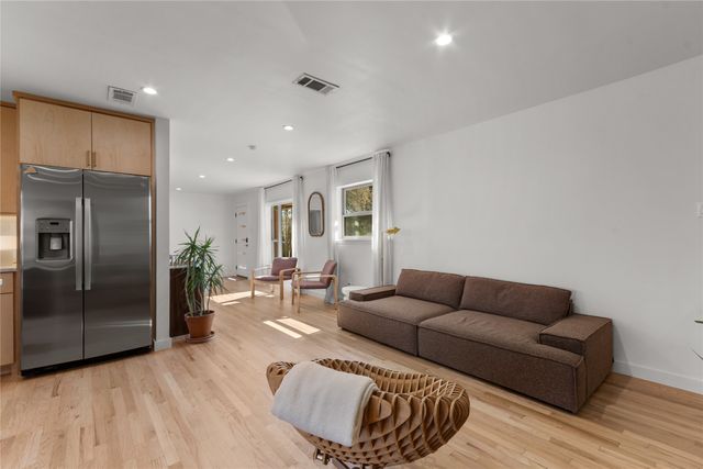 2211 Longwood Lane, Dallas, TX 75228