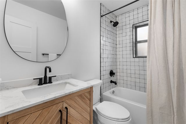 2211 Longwood Lane, Dallas, TX 75228