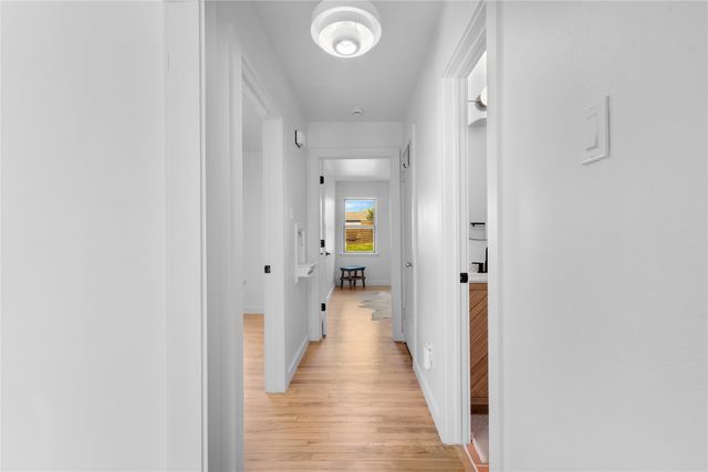 2211 Longwood Lane, Dallas, TX 75228