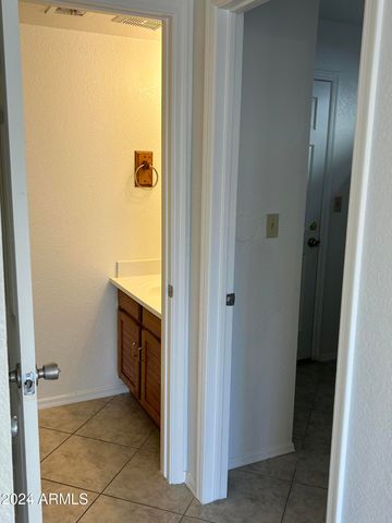 510 W DENNIS Court, Tempe, AZ 85283