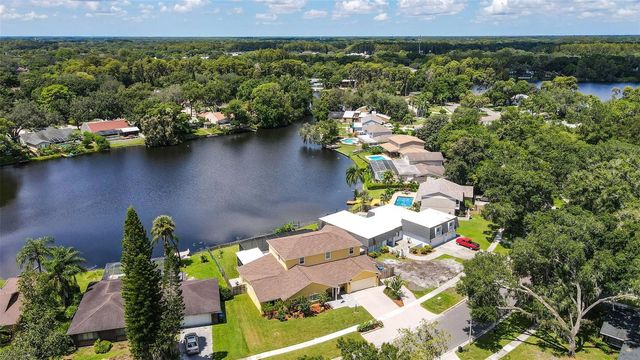 11606 LIPSEY ROAD, Tampa, FL 33618