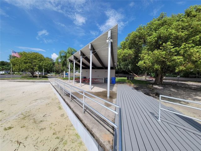 11606 LIPSEY ROAD, Tampa, FL 33618