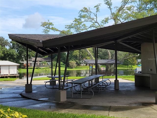 11606 LIPSEY ROAD, Tampa, FL 33618