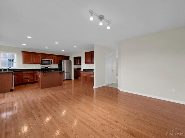 7507 Victoria Falls Avenue, Deerfield Twp., OH 45039