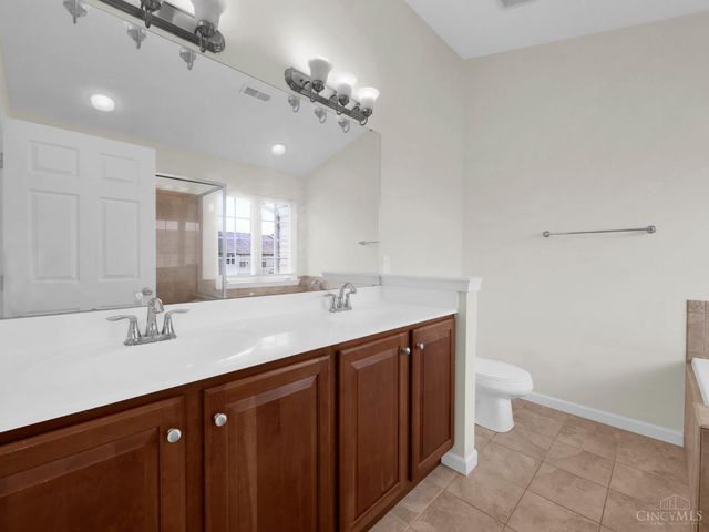 7507 Victoria Falls Avenue, Deerfield Twp., OH 45039