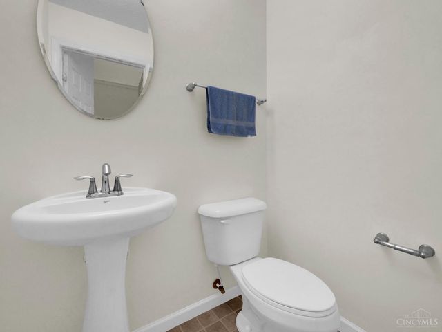 7507 Victoria Falls Avenue, Deerfield Twp., OH 45039