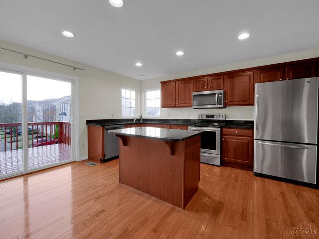 7507 Victoria Falls Avenue, Deerfield Twp., OH 45039