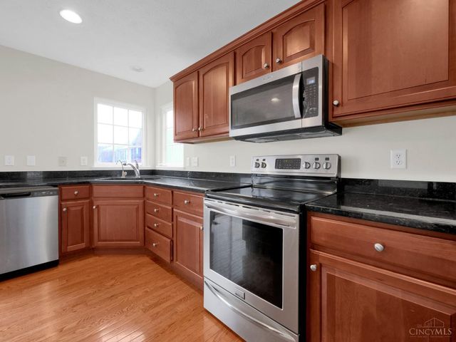 7507 Victoria Falls Avenue, Deerfield Twp., OH 45039