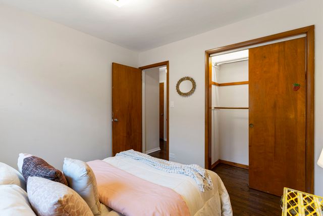 2402 N 77th Court, Elmwood Park, IL 60707