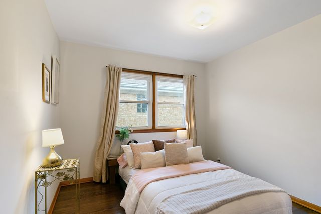 2402 N 77th Court, Elmwood Park, IL 60707