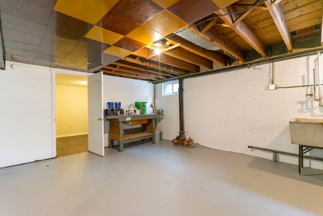 2402 N 77th Court, Elmwood Park, IL 60707