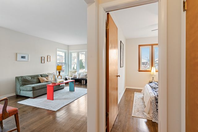 2402 N 77th Court, Elmwood Park, IL 60707