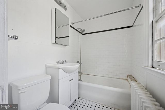 14 ROCK HILL RD, Bala Cynwyd, PA 19004