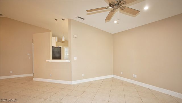 3765 Fieldstone BLVD 1304, Naples, FL 34109