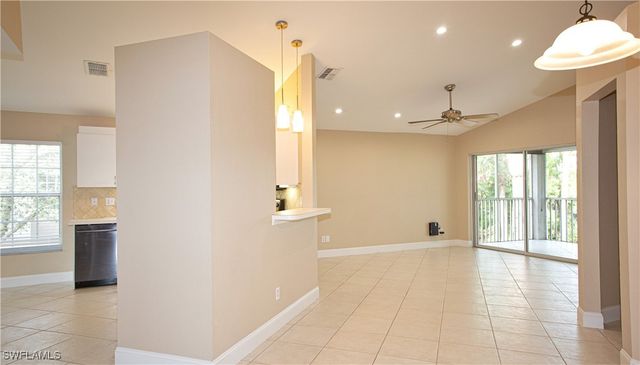 3765 Fieldstone BLVD 1304, Naples, FL 34109