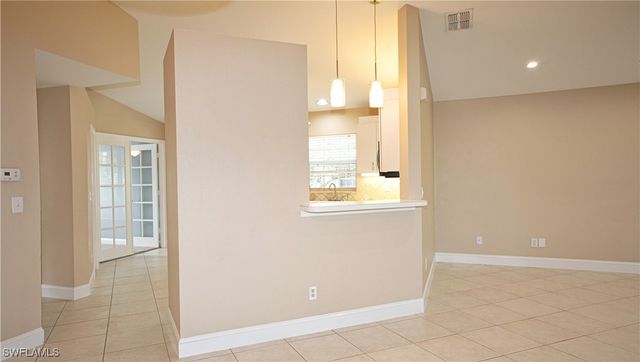 3765 Fieldstone BLVD 1304, Naples, FL 34109