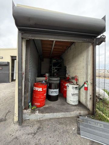 9355 NW South River Dr, Medley, FL 33166